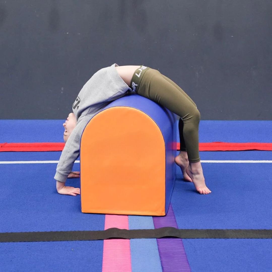 Mailbox-Shaped Tumbling Mat
