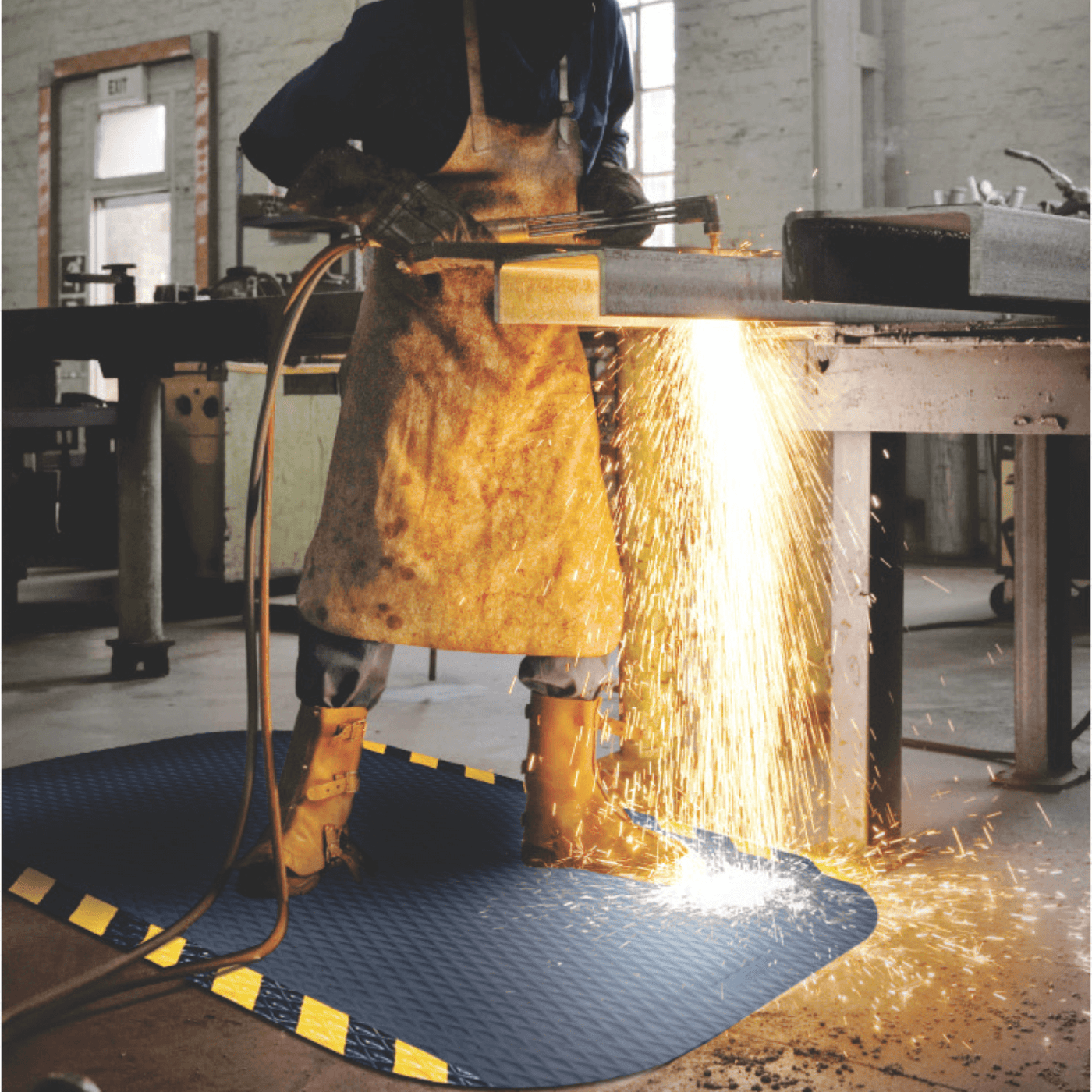 Hog Heaven Safety Border Anti-fatigue Mat